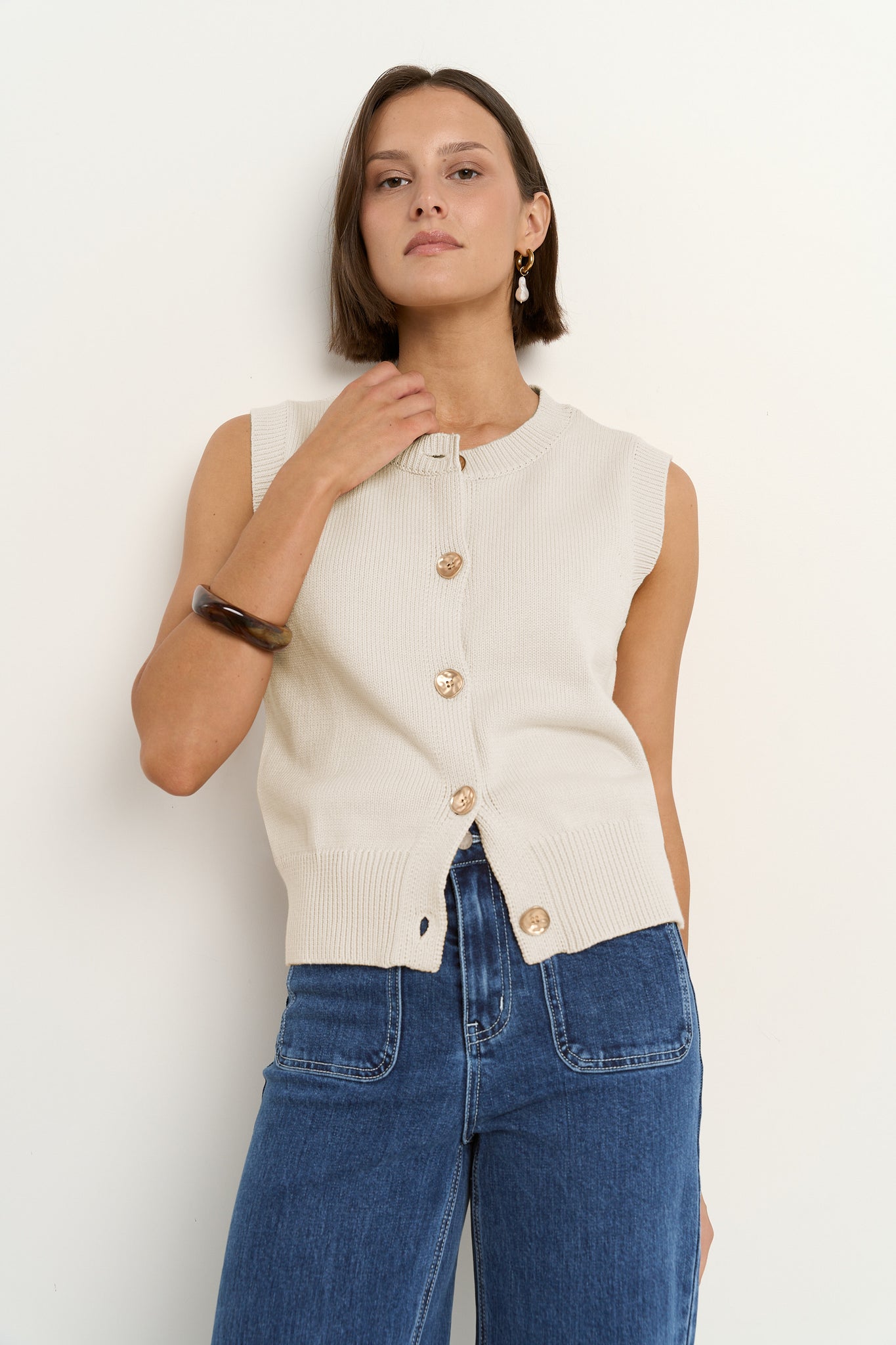Trait Vest - Ivory Knit