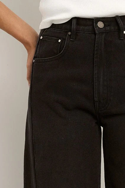 Varsity Forward Seam Barrel Jeans - Black Wash