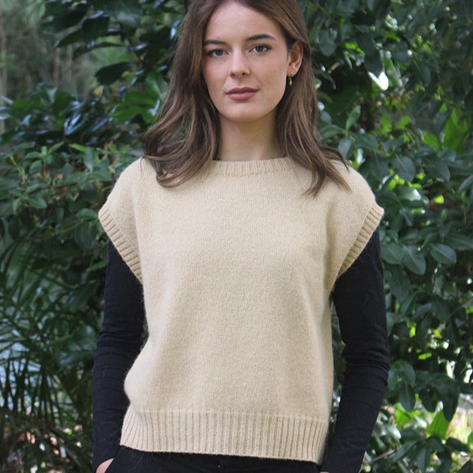 Alpaca Plain Crew Neck Vest - Honey