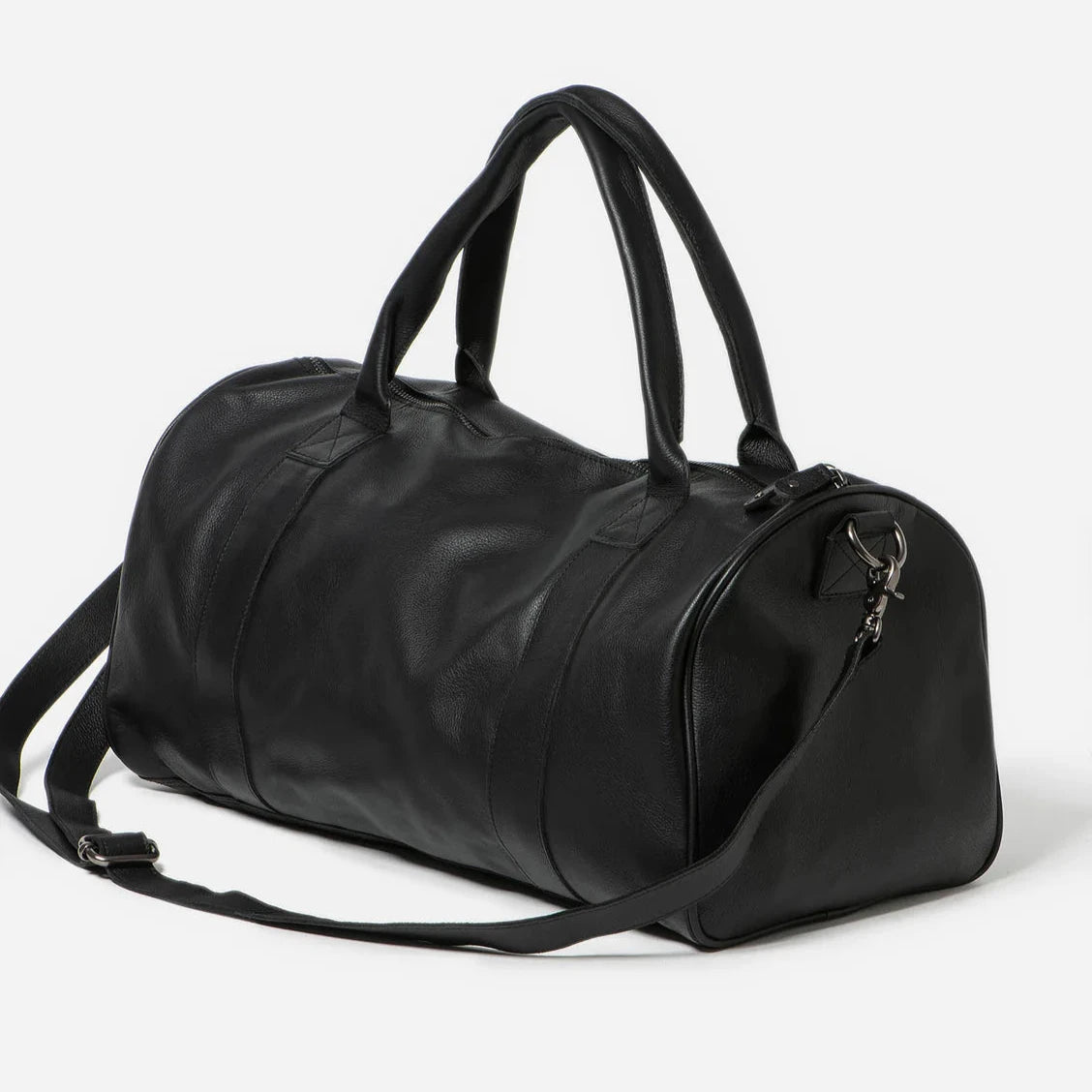Globe Weekender - Black