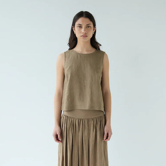 Shell Buttons Top - Hay