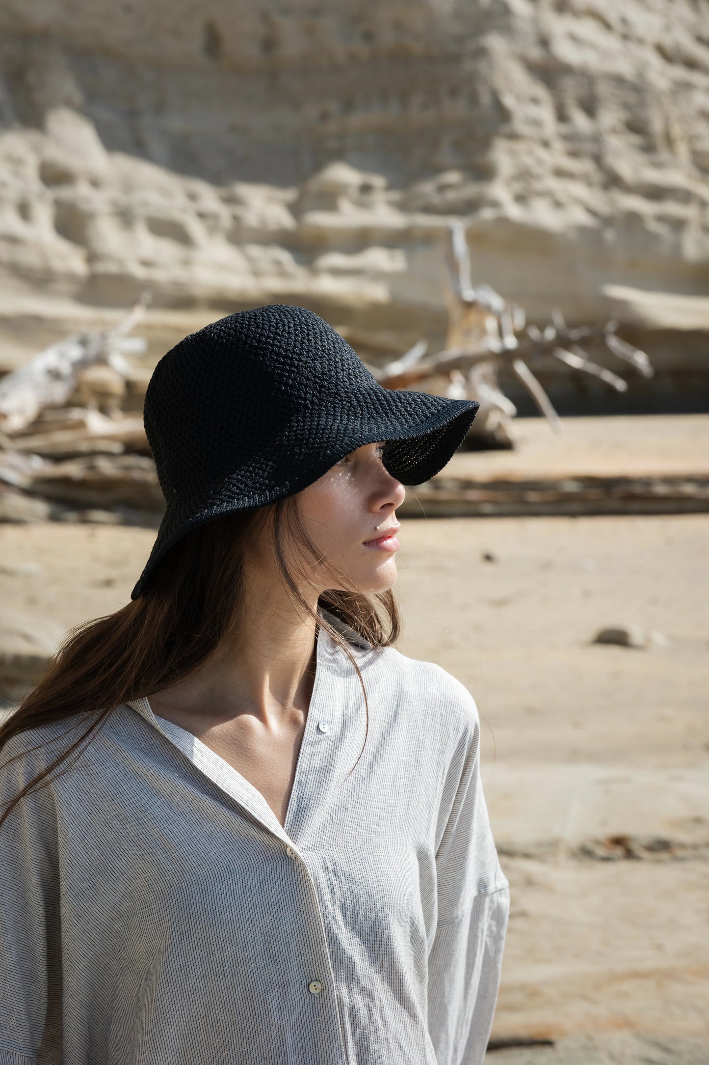 Travelling Hat - Black & Natural