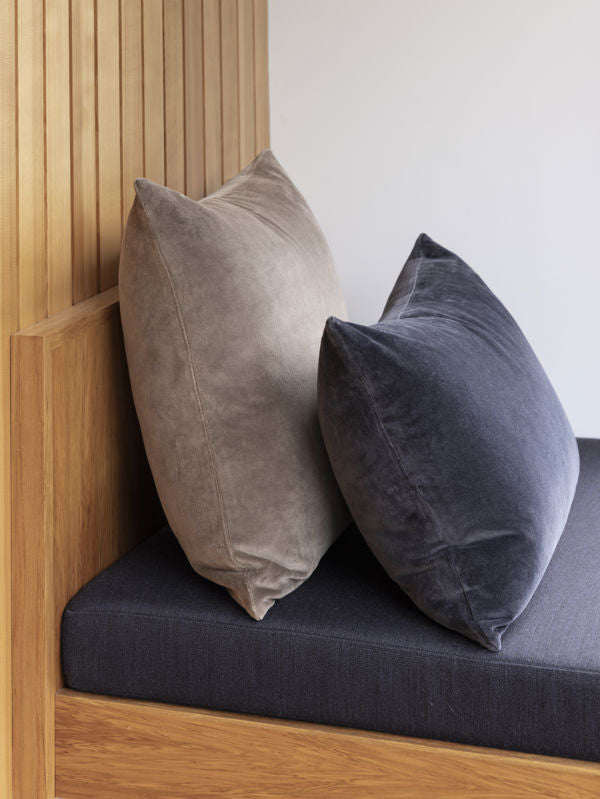 Velvet Cushion Cover - Doe (50x50cm)
