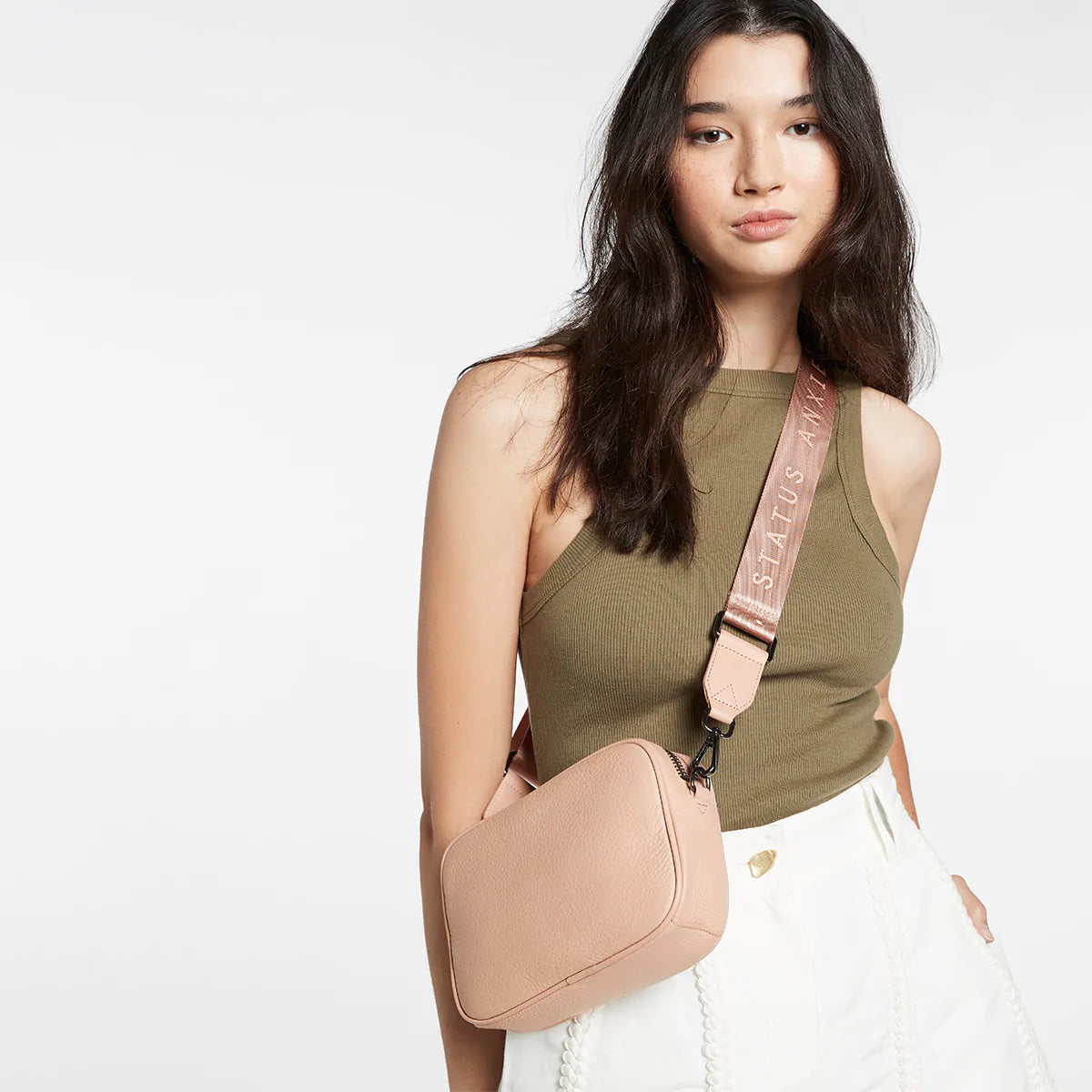 Plunder with Webbed Strap - Pink