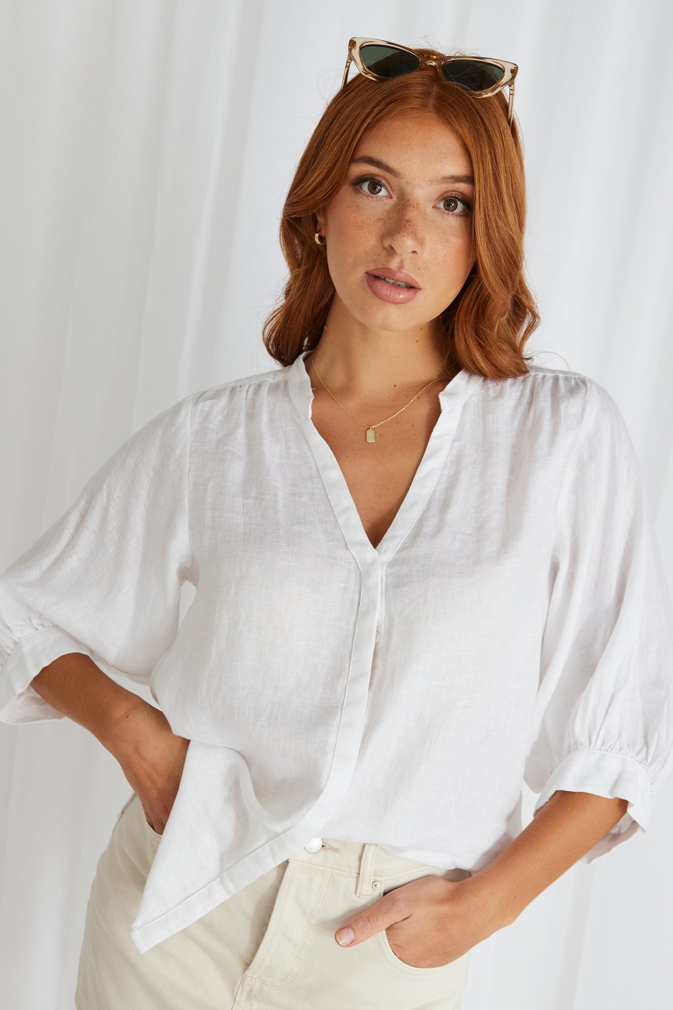 Deity Linen Blouse - White