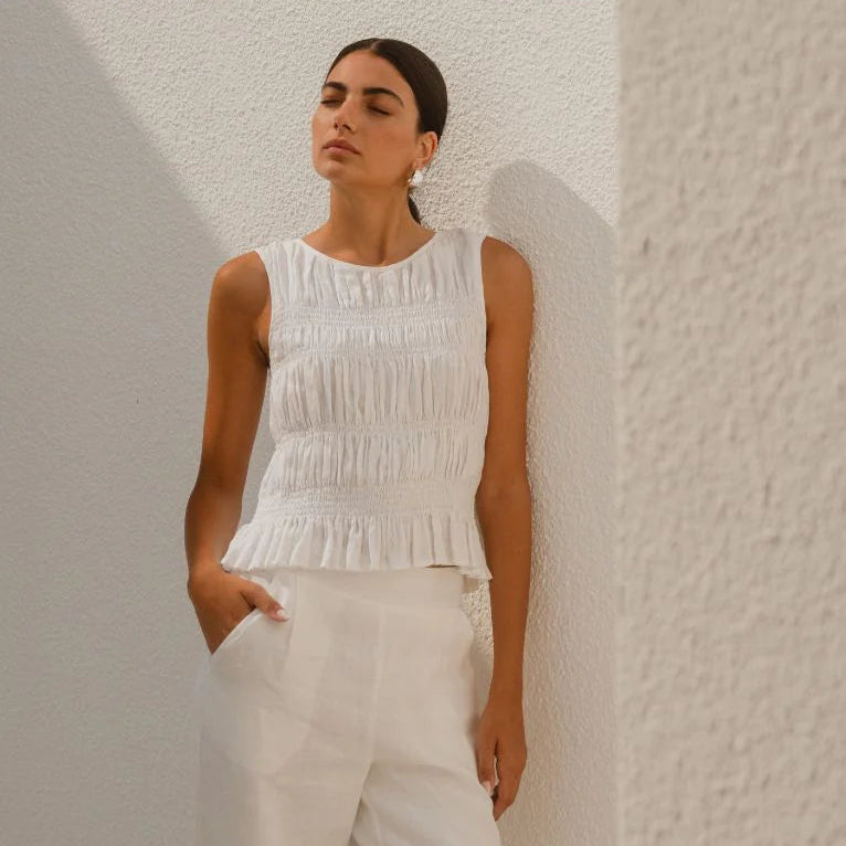 Impulsive Linen Shirred Sleeveless Top - Ivory