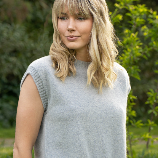 Alpaca Crew Neck Vest - Dove Grey