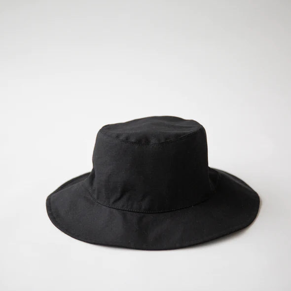 Love Bucket Hat - Black