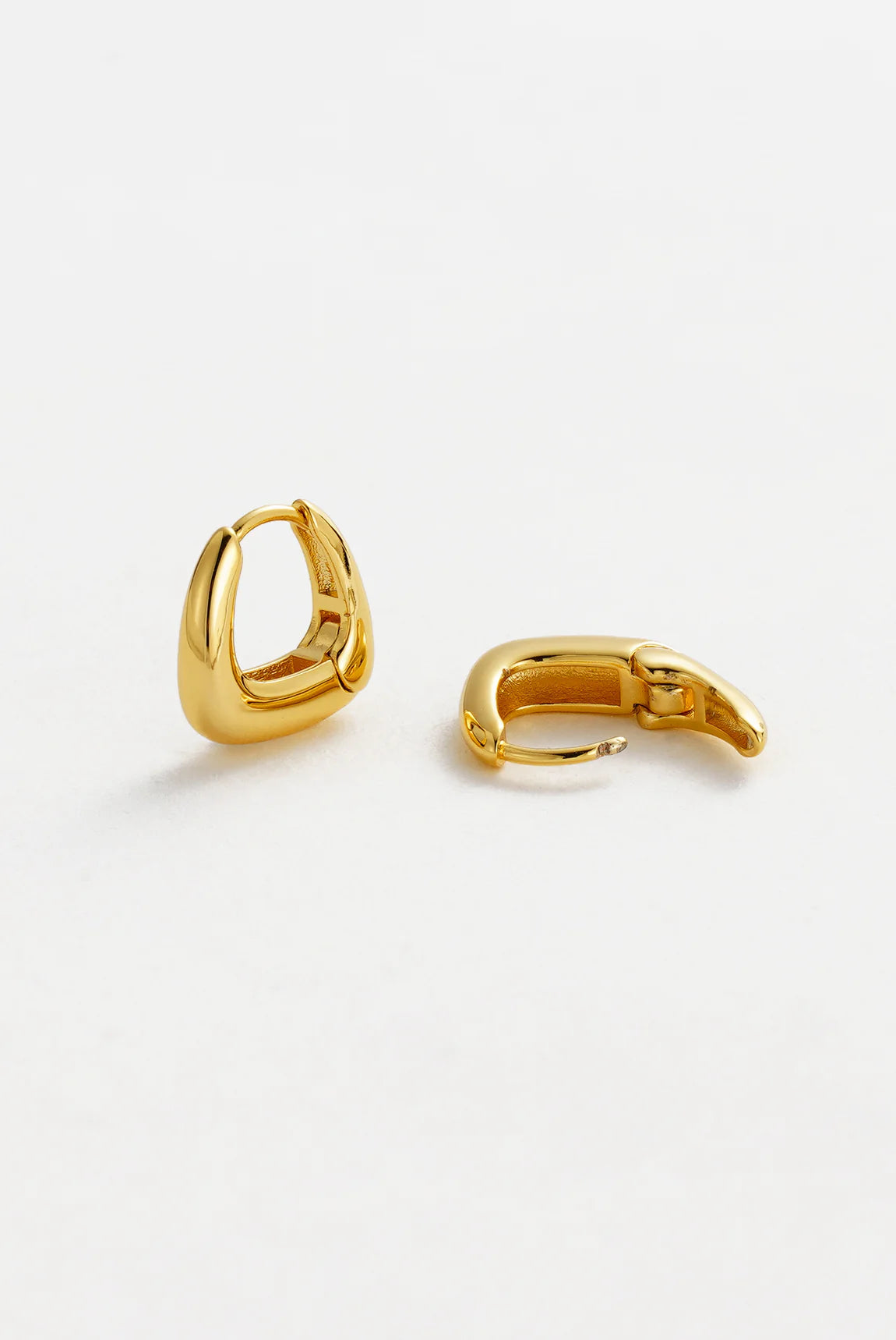Neve Huggie Earring - Gold