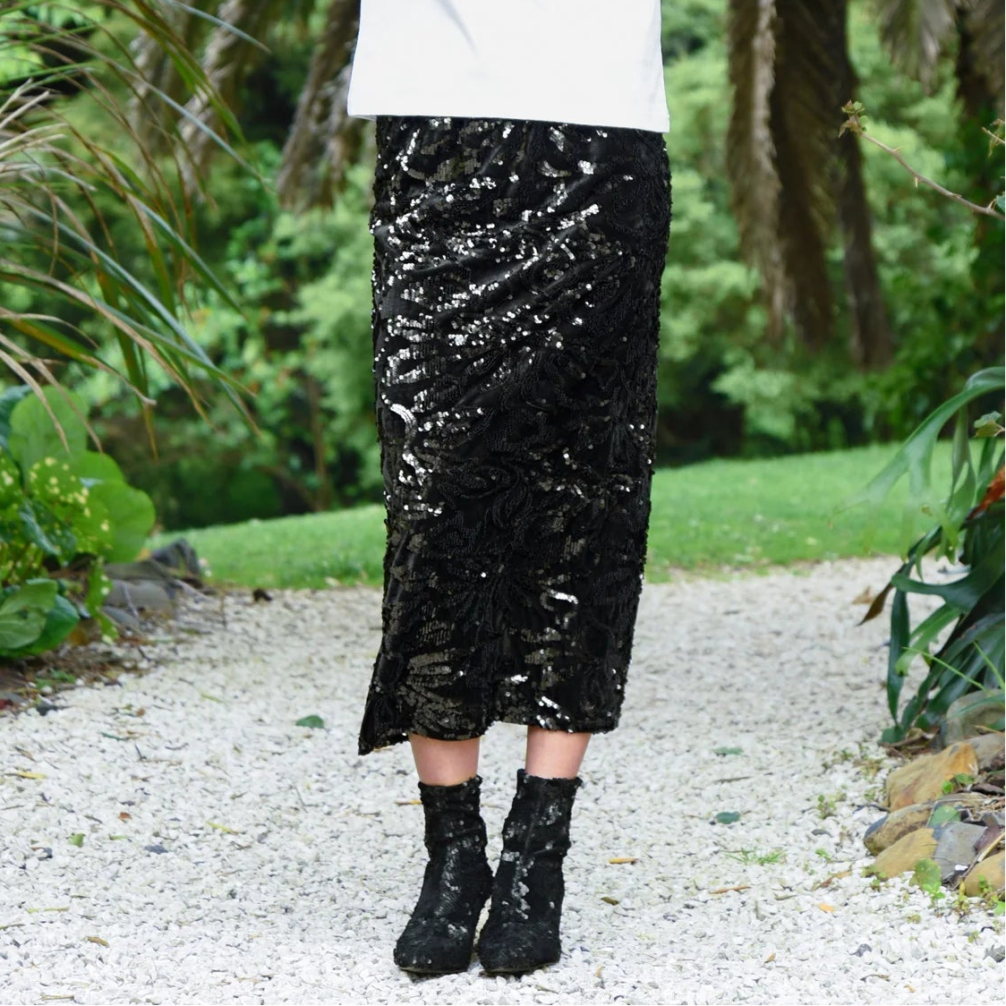 Shimmy Shimmer Skirt - Black