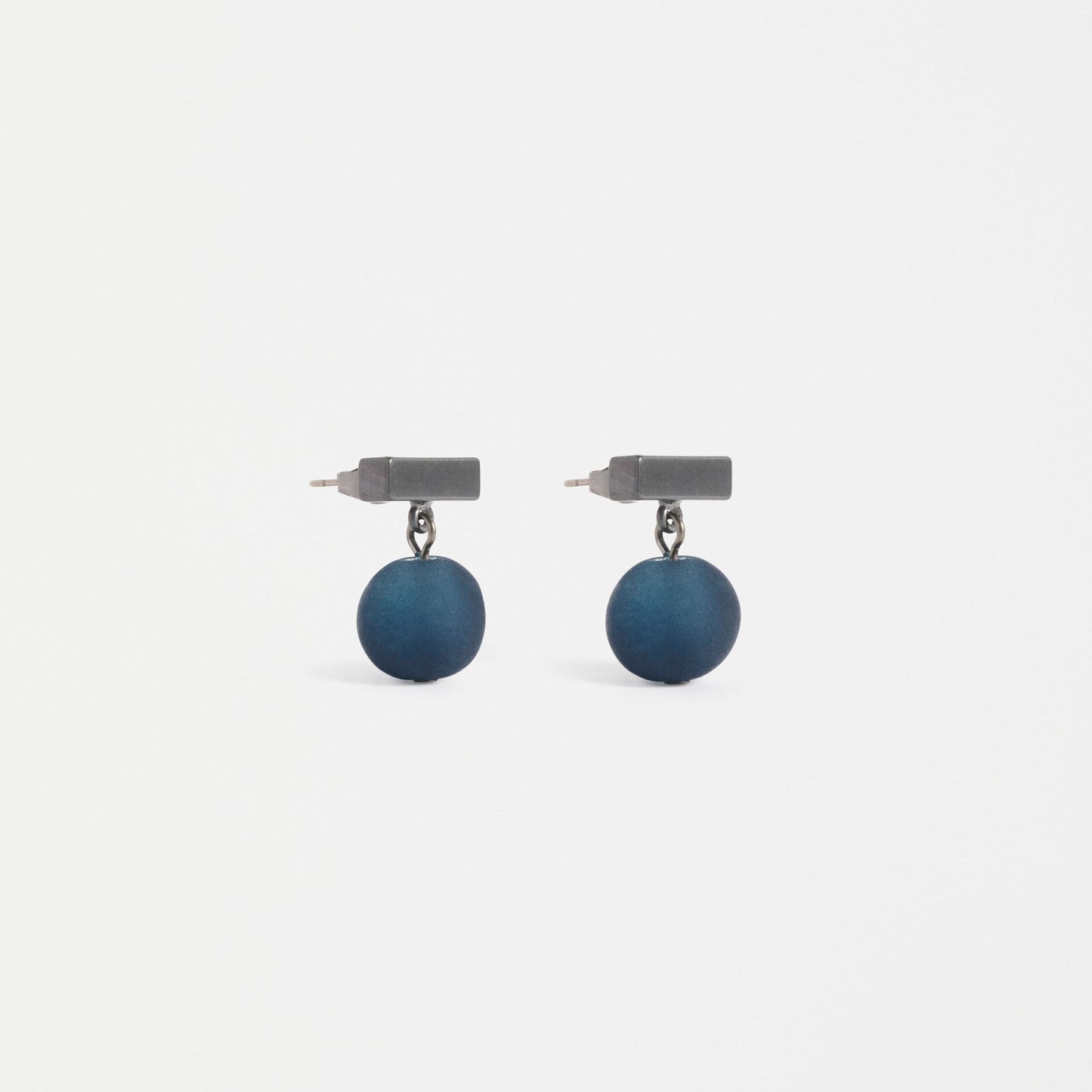 Sjetka Earring - Blue Steel or Shiraz